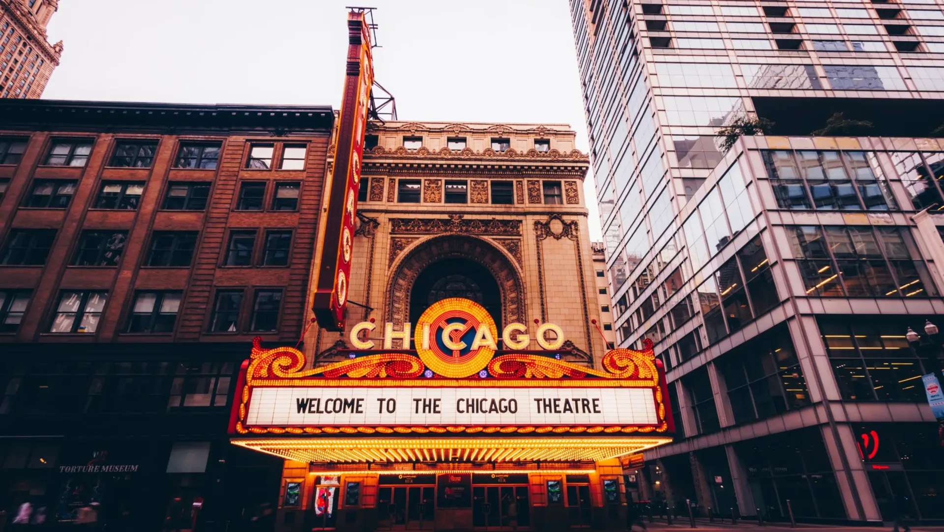 The-Chicago-Theatre-scaled-e1699549368720.webp